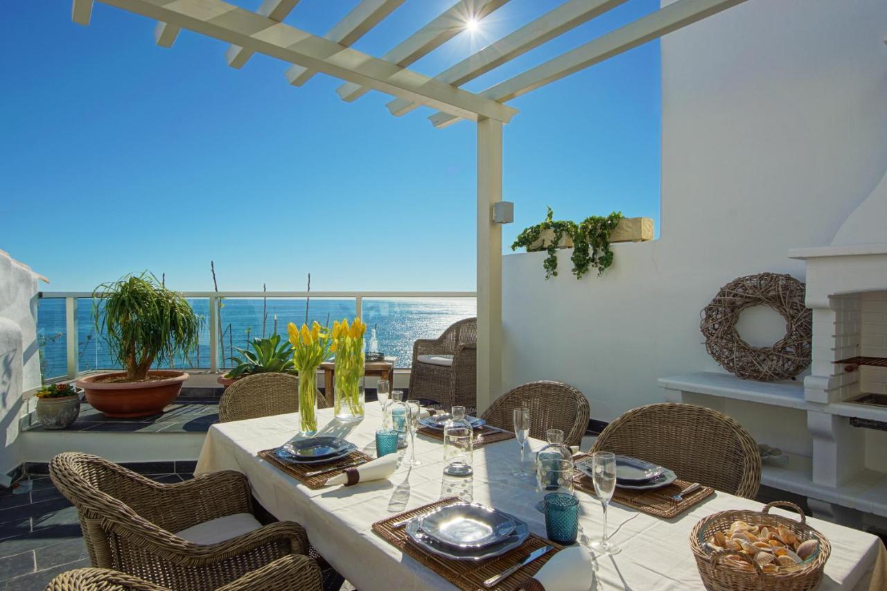 Casa Latino - Oceanfront - Luxury & Charming Villa- Jacuzzi At Rooftop By Dreamvillasאלבופיירה מראה חיצוני תמונה